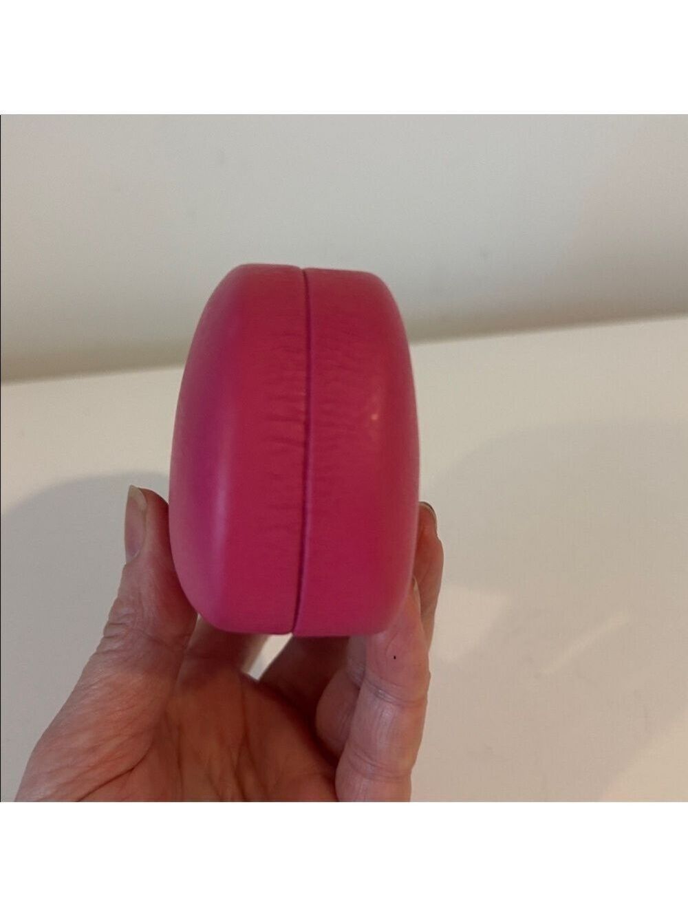 JUICY COUTURE retro hard shell sunglasses case hot pink eyeglass case - Picture 7 of 13